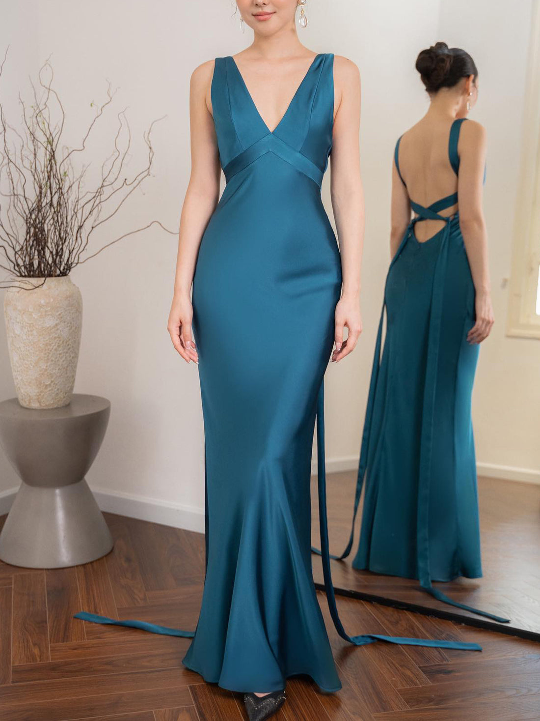Backless Strappy Lake Blue Wedding Dress - AMAZEALL
